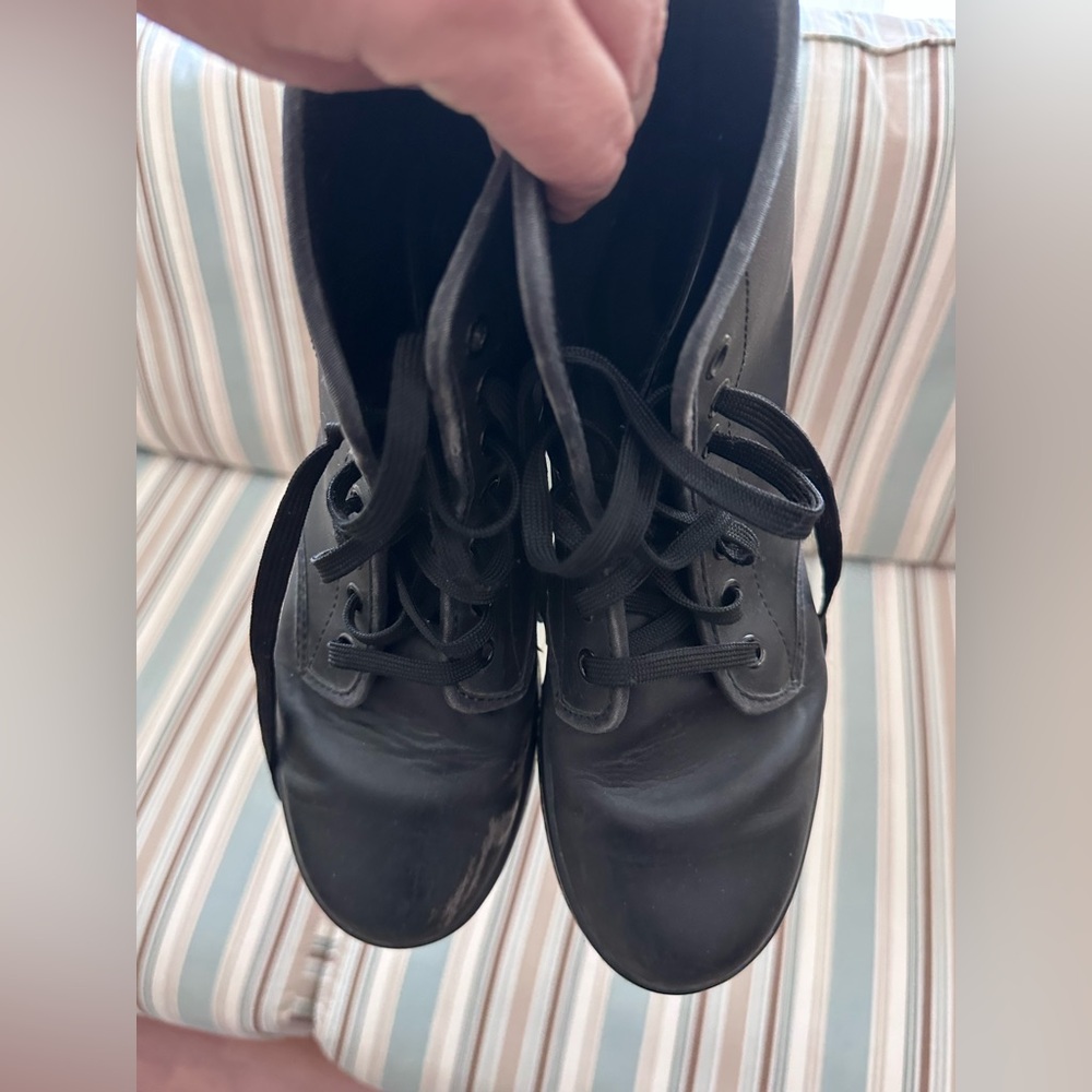 Black Women's Lace-Up Ankle Boots